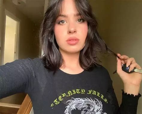 Anisa Jomha Net Worth 2023, Bio, Age, Height,。